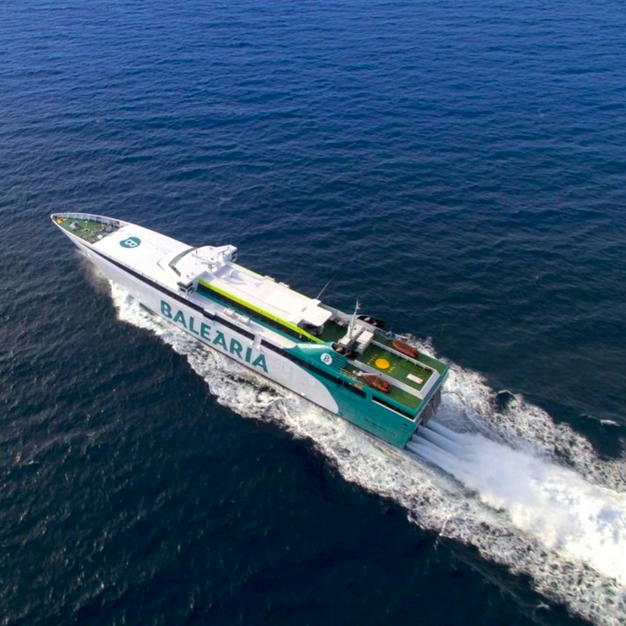 Bimini Island Bahamas: Fast Ferry Day Trip from Fort Lauderdale - Photo 1 of 7